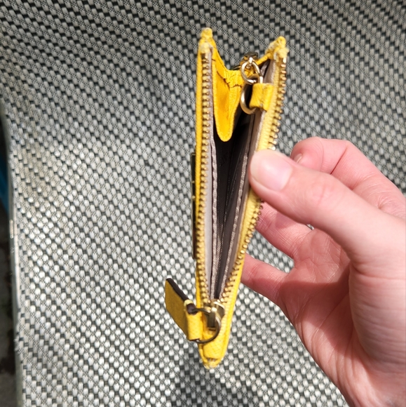 Calvin Klein Card Holder ID Case Yellow - Picture 4 of 5